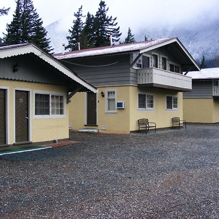 Swiss Chalets Motel Hope Esterno foto