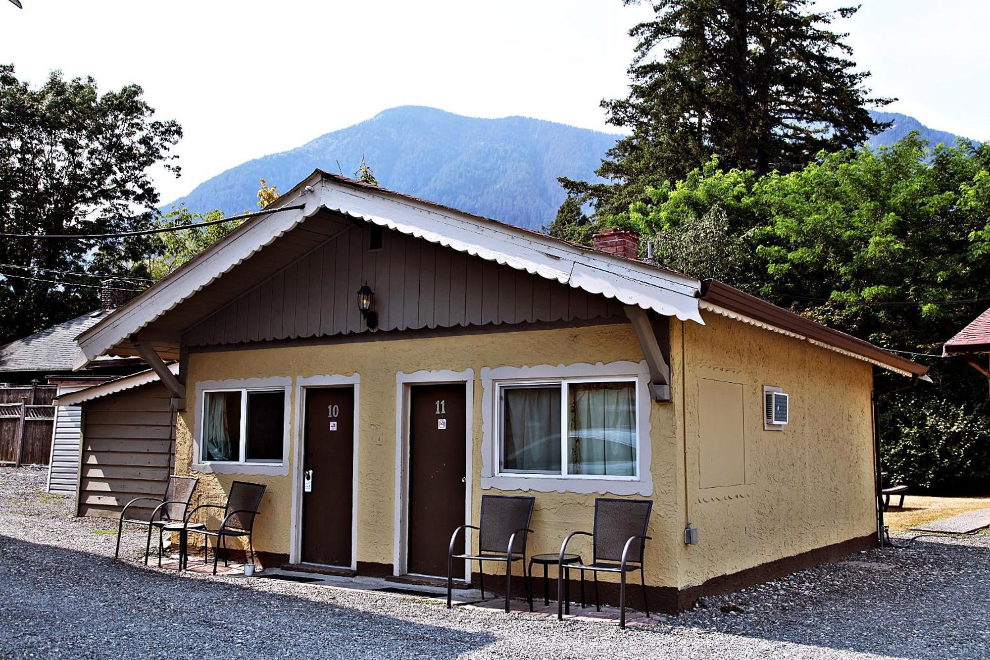 Swiss Chalets Motel Hope Esterno foto